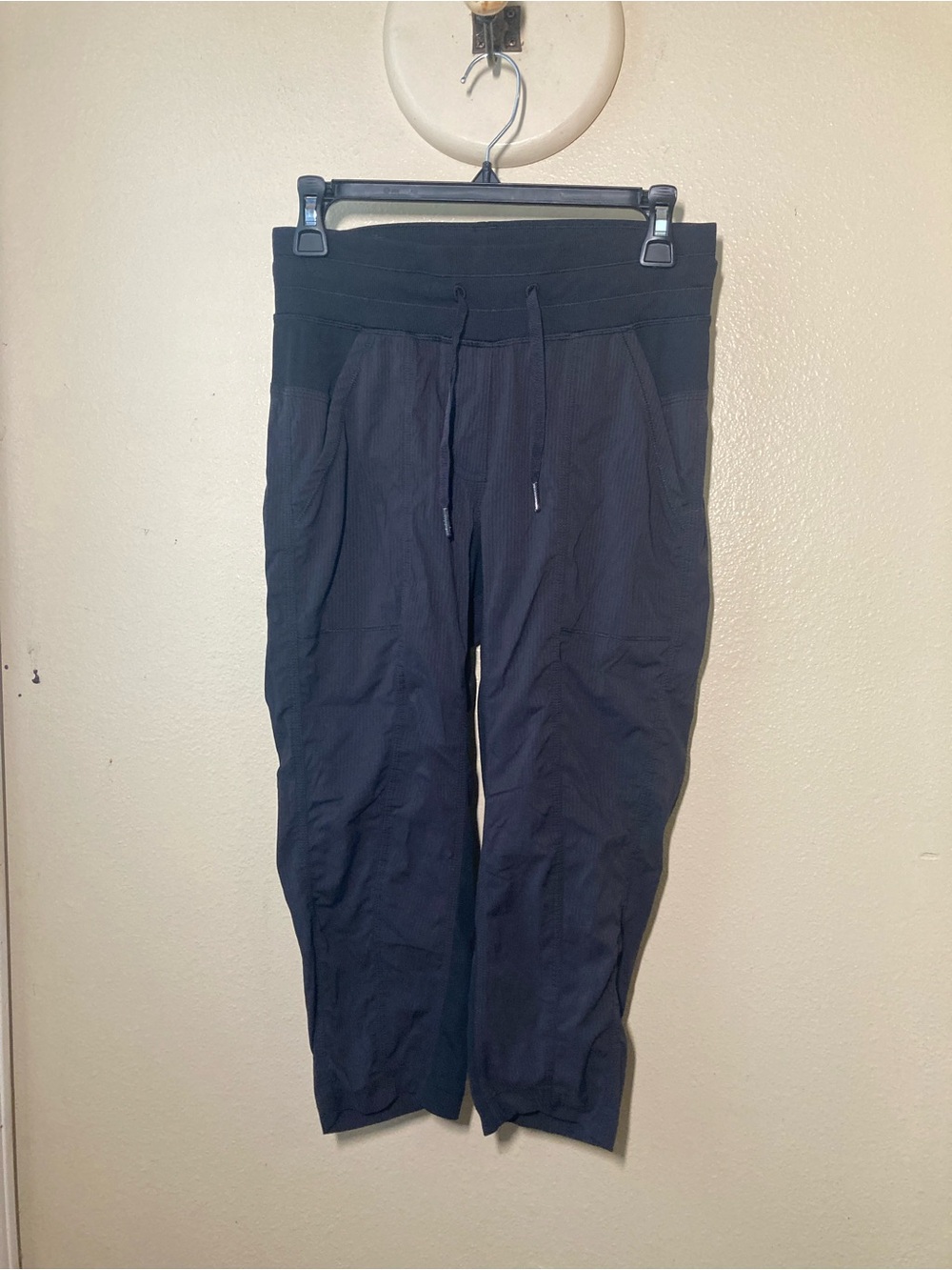 Lululemon Dance Studio Mid-Rise Breathable Capri Jogger Black/Subtle Striping
